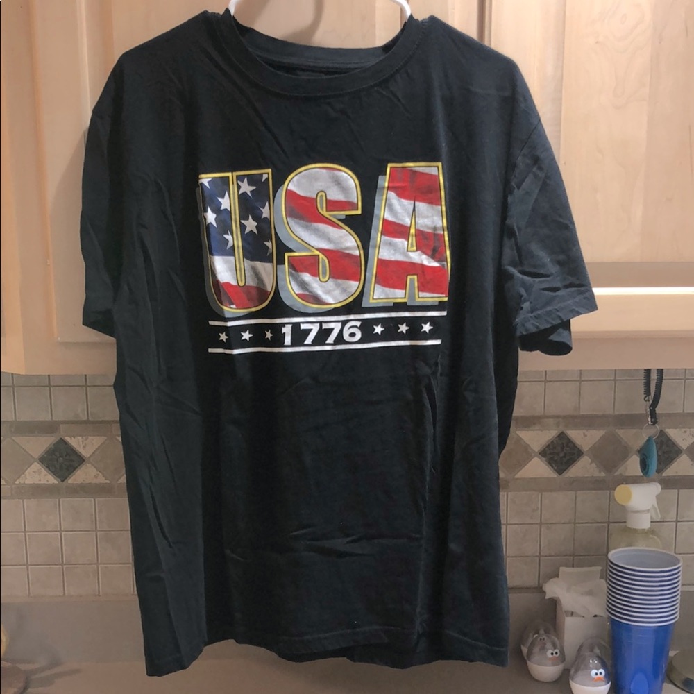 Black “USA 1776” Graphic T-Shirt XL